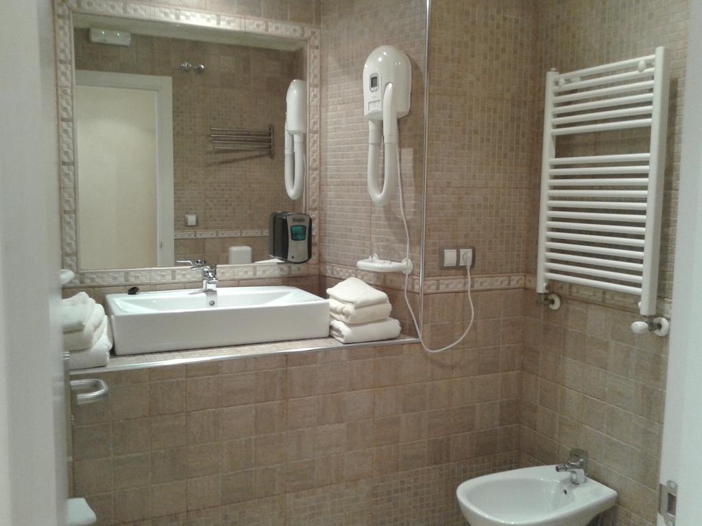 Hotel Zumalabe Mutriku Quarto foto